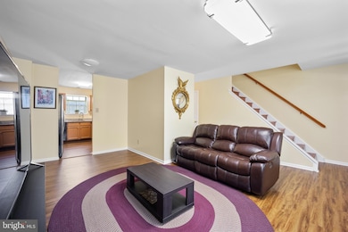 413 Carpenter Cir, Brookhaven, PA 19015 - photo 5