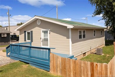 187 S 2nd St, Austin, IN 47102 - photo 5