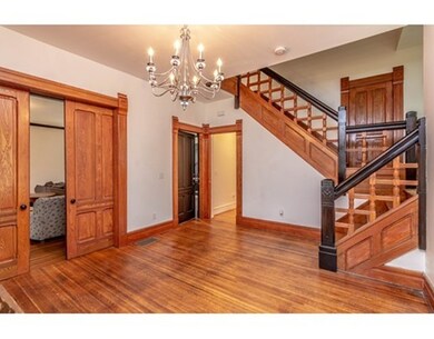 1138 Worthington St, Springfield, MA 01109 - photo 4