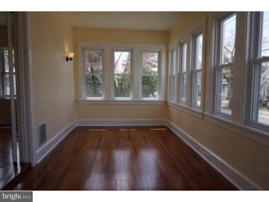 238 E Knight Ave, Collingswood, NJ 08108 - photo 3