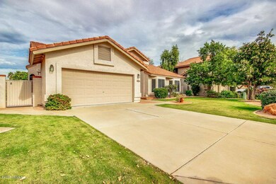 826 E Stanford Ave, Gilbert, AZ 85234 - photo 3