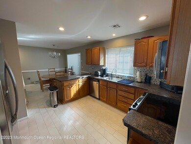 2397DBF7-8348-4641-B562-D51FA8977A1D