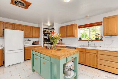 5723 306th St NW, Stanwood, WA 98292 - photo 6