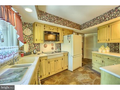 122 Ross Ln, Mohnton, PA 19540 - photo 7