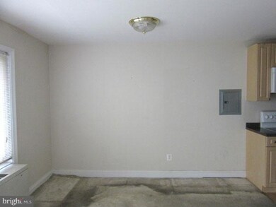 1009 Chillum Rd unit 316, Hyattsville, MD 20782 - photo 4