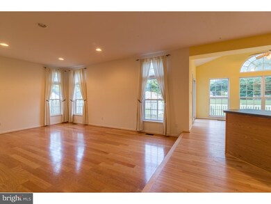 842 Rosetree Dr, Williamstown, NJ 08094 - photo 4