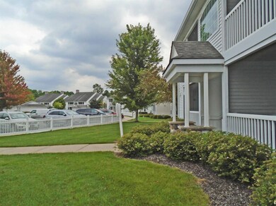 2800 S Knightsbridge Cir unit 94, Ann Arbor, MI 48105 - photo 2