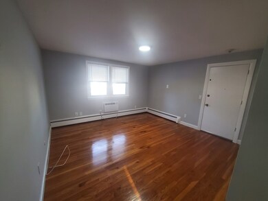 433 Sea St unit 4, Quincy, MA 02169 - photo 5