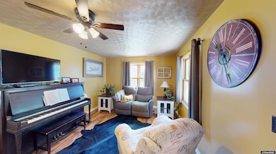 1609 Avenue F, Scottsbluff, NE 69361 - photo 4