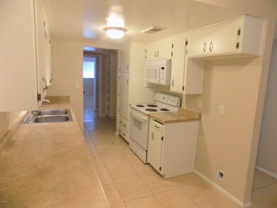 Kitchen b