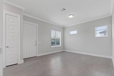 476 Suffield Dr unit 411, Buda, TX 78610 - photo 5