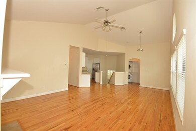 3721 Main Plaza Dr, Houston, TX 77025 - photo 5