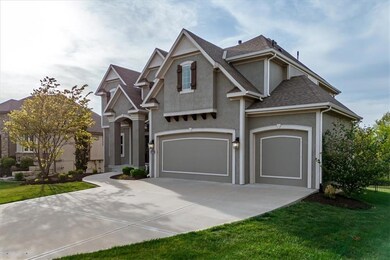 10412 W 170th Place, Overland Park, KS 66221 - photo 4