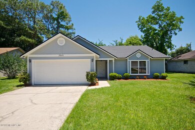 3931 Distant Moon Ct, Jacksonville, FL 32210 - photo 2