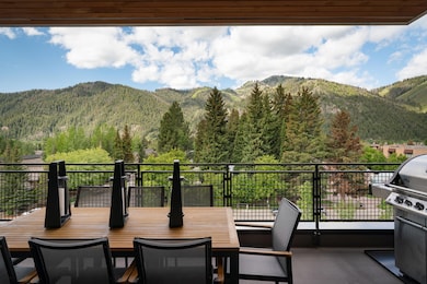 West Facing Views of Baldy