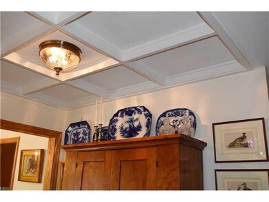 Entry/Foyer.