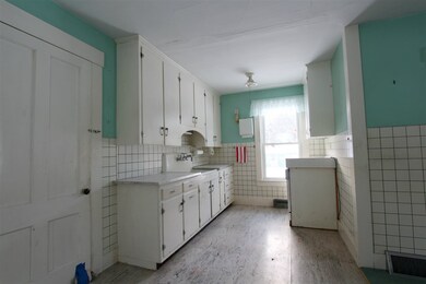 543 Anderson St, Barnet, VT 05821 - photo 5