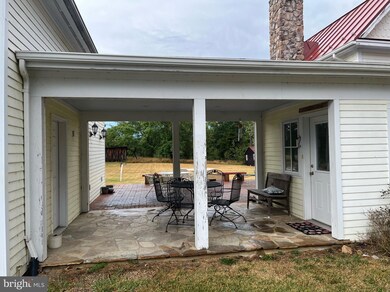 80 Carpenters Ave, Wardensville, WV 26851 - photo 5