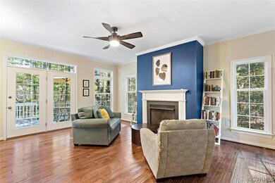 Gas fireplace, abundance of windows!