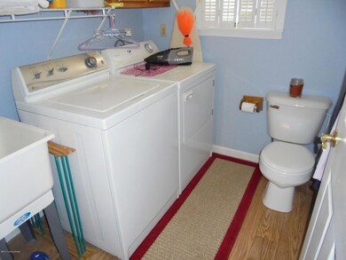 Laundry/Half Bath
