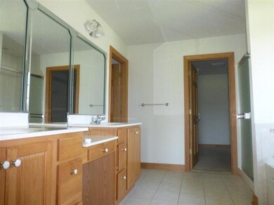 11045 Oregon Ln, Crown Point, IN 46307 - photo 5