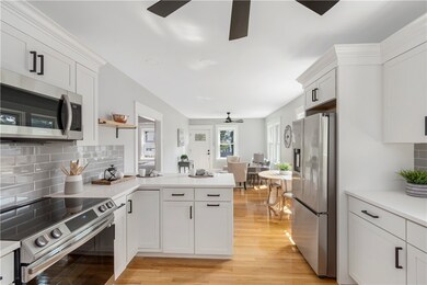 59 Hull St, Warwick, RI 02888 - photo 3