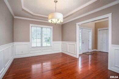 2019 E 60th St, Davenport, IA 52807 - photo 5