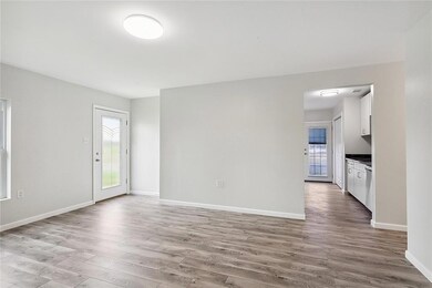 2788 Erin Dr, Marrero, LA 70072 - photo 2