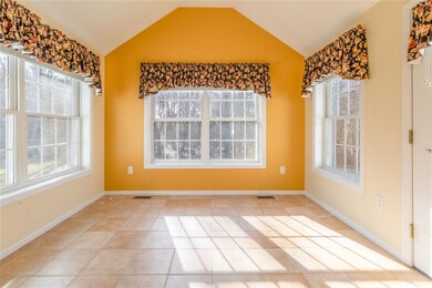 11 Amanda Dr, Hudson, NH 03051 - photo 7