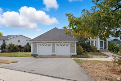 2887 View Crest Cir, North Logan, UT 84341 - photo 3