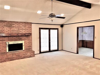 4136 Alava Dr, Fort Worth, TX 76133 - photo 4