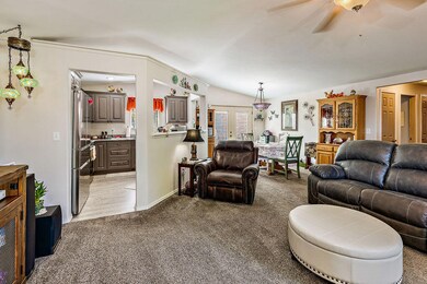 1376 Foxwood Dr, Medford, OR 97504 - photo 6