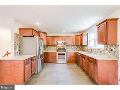 33 Sandal Ln, Willingboro, NJ 08046 - photo 7