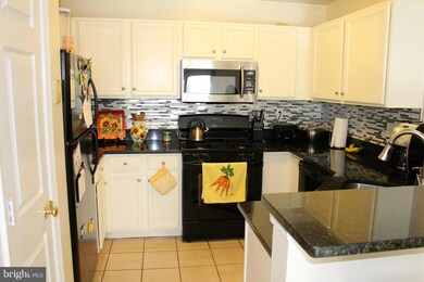 13101 Millhaven Place unit I, Germantown, MD 20874 - photo 3