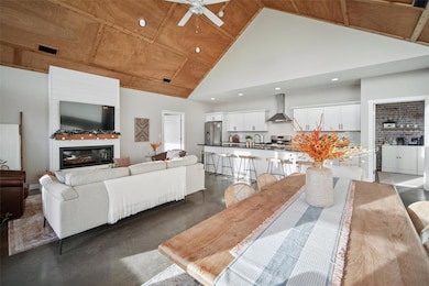 6911 Highway F48 W, Newton, IA 50208 - photo 7