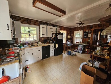 697 Lumpkin St, Cuthbert, GA 39840 - photo 7