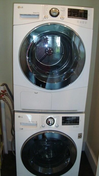 64 Arlington St unit A, Haverhill, MA 01830 - photo 5