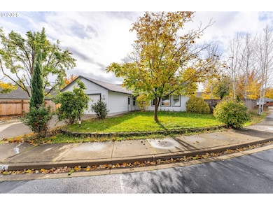 468 Merlee Cir, Eagle Point, OR 97524 - photo 2