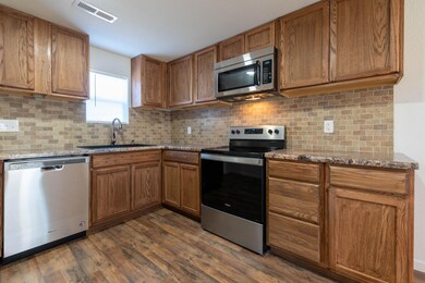 1605 N. Oak Ave, Spfd, MO-10