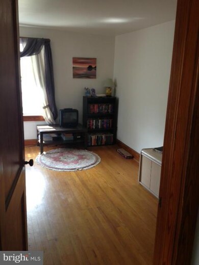 340 Lortz Ave, Chambersburg, PA 17201 - photo 4