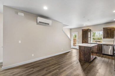 61576 Lucia St, Bend, OR 97702 - photo 4