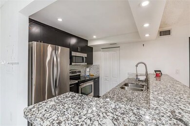 15430 SW 82nd Ln unit 622, Miami, FL 33193 - photo 5