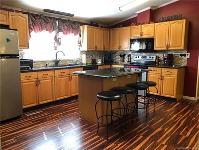 3095 Hollywood Dr, Gastonia, NC 28052 - photo 3