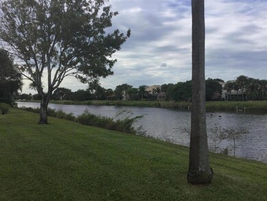 28 Clinton Ct unit D, Royal Palm Beach, FL 33411 - photo 6