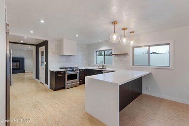 727 N Sixth St, Sandpoint, ID 83864 - photo 4