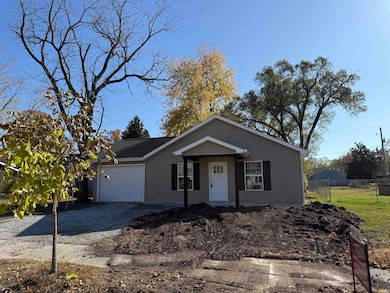 2817 Prairie Grove Dr, Fort Wayne, IN 46809 - photo 3