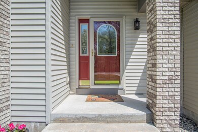 004_6826 Anita Ct ext082