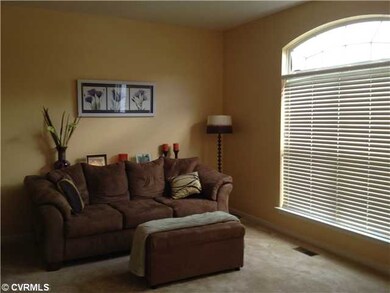 Living Room - Big Open Window, Lots of light