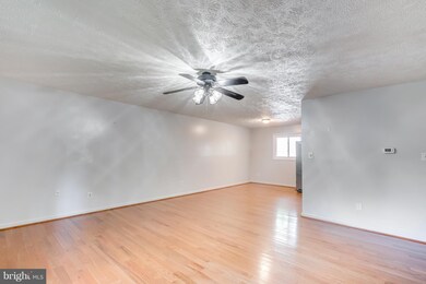 7306 Mariposa Dr, Manassas, VA 20112 - photo 7