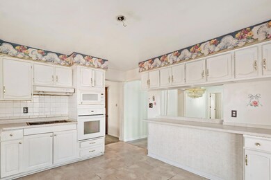 2845 Franklin St, Highland, IN 46322 - photo 7